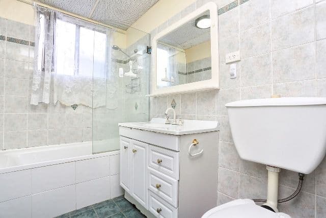 32 Pirie Street, Liverpool NSW 2170, Liverpool - Thumbnail 4