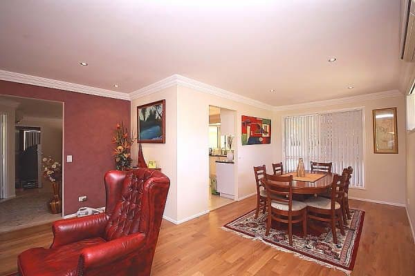 30 Clubhouse Drive, ARUNDEL QLD 4214, Arundel - Thumbnail 6
