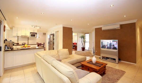 30 Clubhouse Drive, ARUNDEL QLD 4214, Arundel - Thumbnail 7