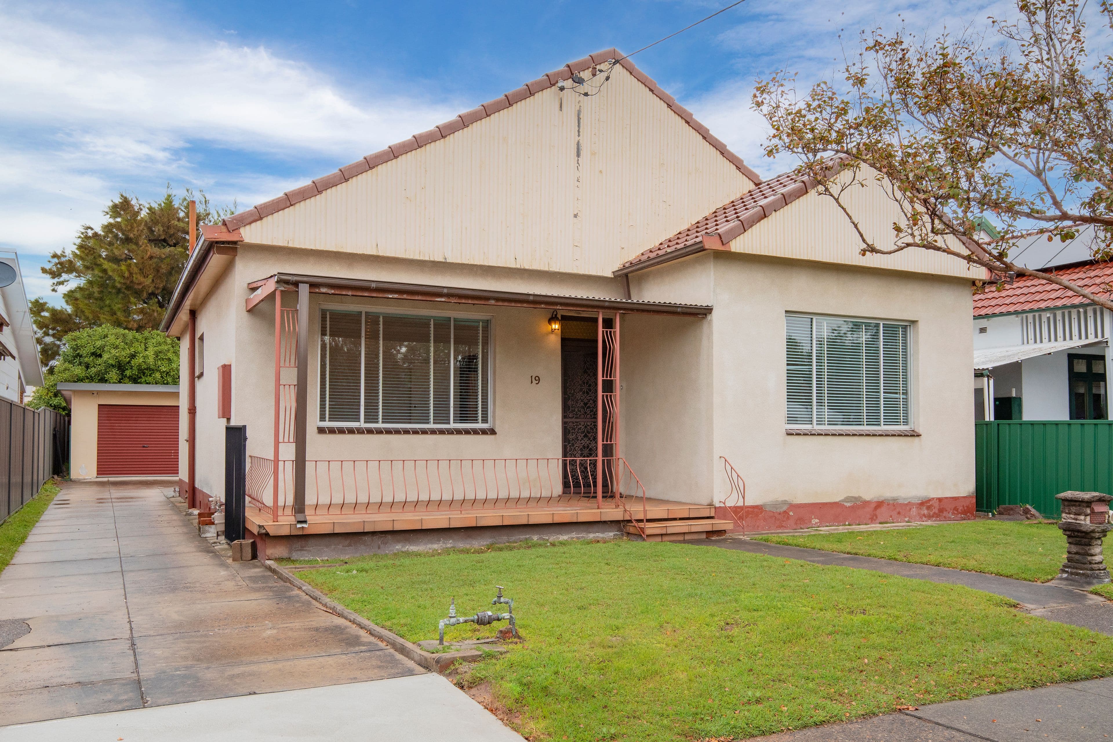 19 Darling Street, Hamilton South NSW 2303, Hamilton South - Image 1