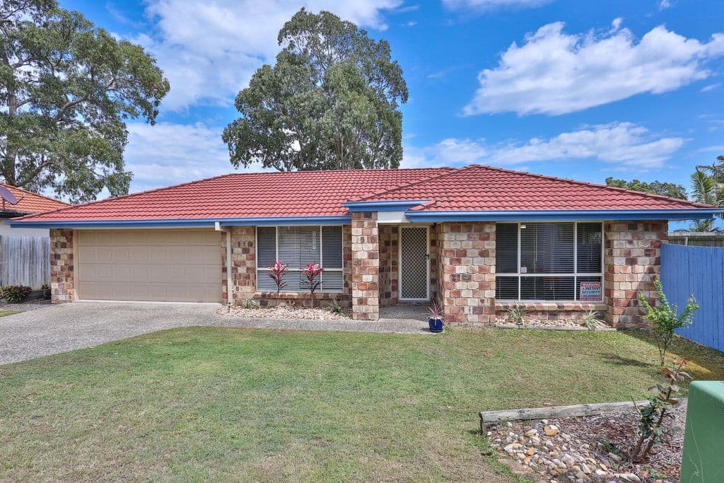 4 Goomburra Court, Forest Lake QLD 4078, Forest Lake - Thumbnail 2