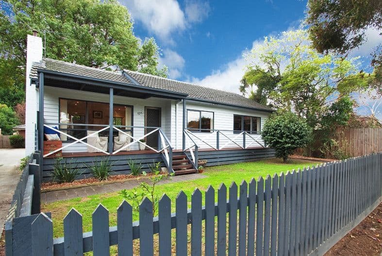 17 ALLAWARE Avenue, CROYDON VIC 3136, Croydon - Image 1