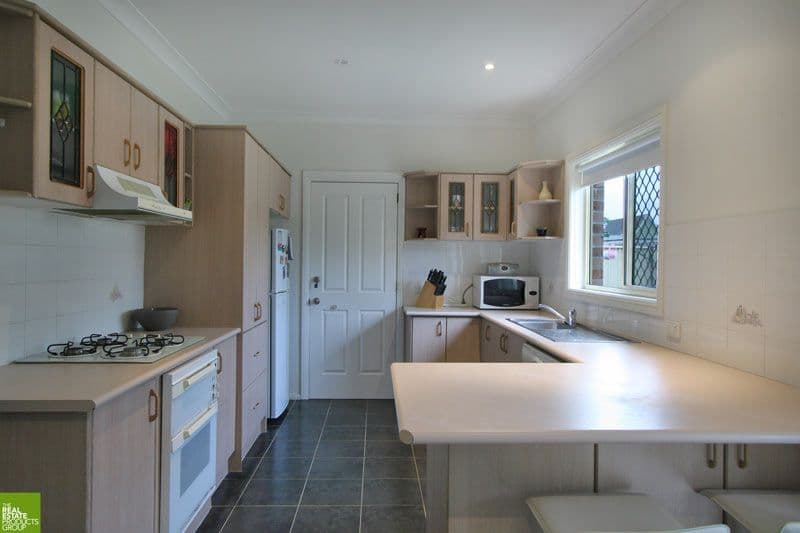18a Central Avenue, OAK FLATS NSW 2529, Oak Flats - Thumbnail 2