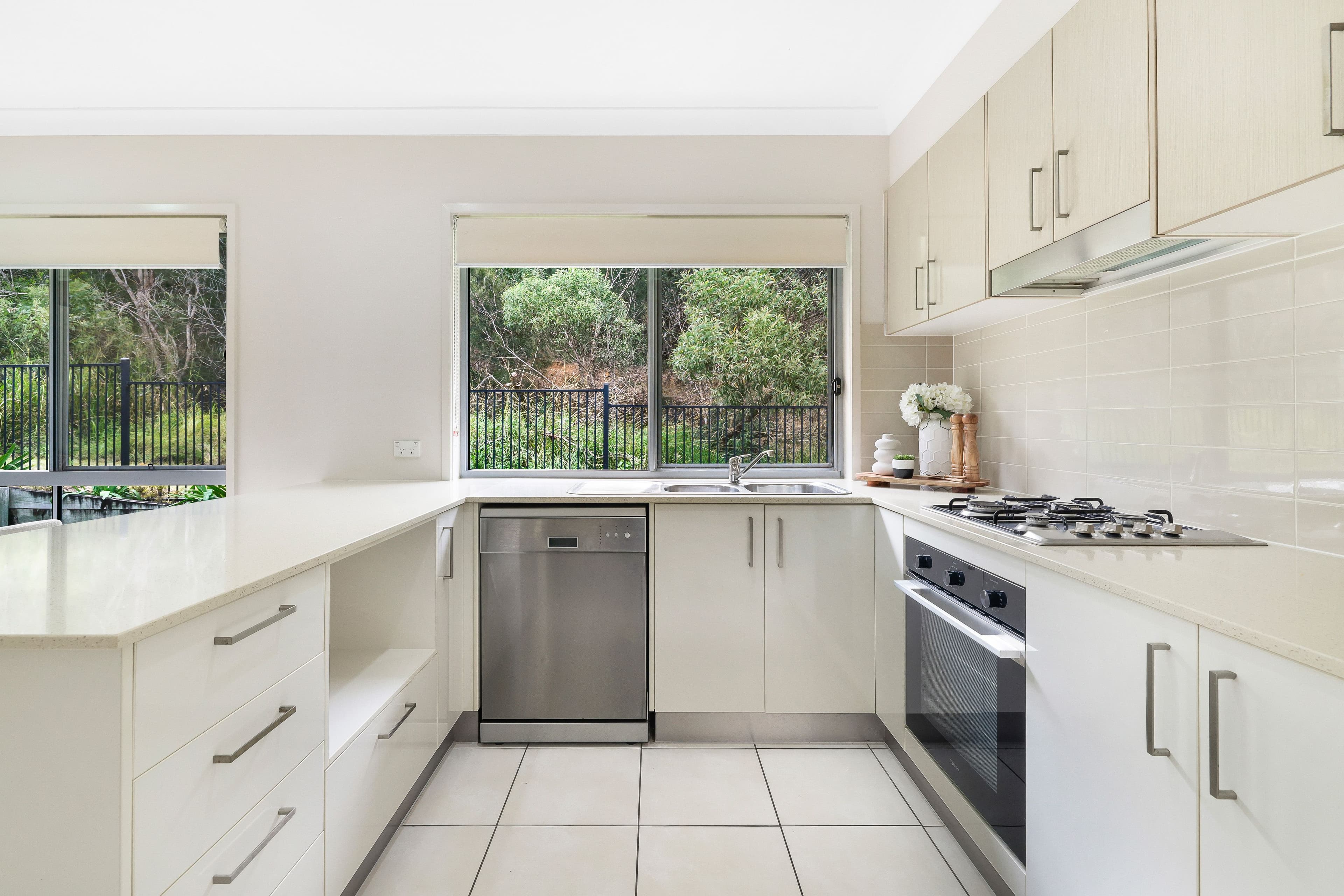 20 Gannet Place, Upper Coomera QLD 4209, Upper Coomera - Thumbnail 3