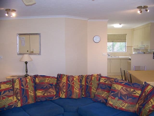 Apartment 44 'Markham Court', 36 Australia Avenue, BROADBEACH QLD 4218, Broadbeach - Thumbnail 5