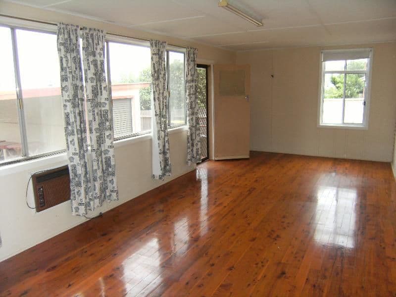 1 Bailey Street, DUBBO NSW 2830, Dubbo - Thumbnail 2
