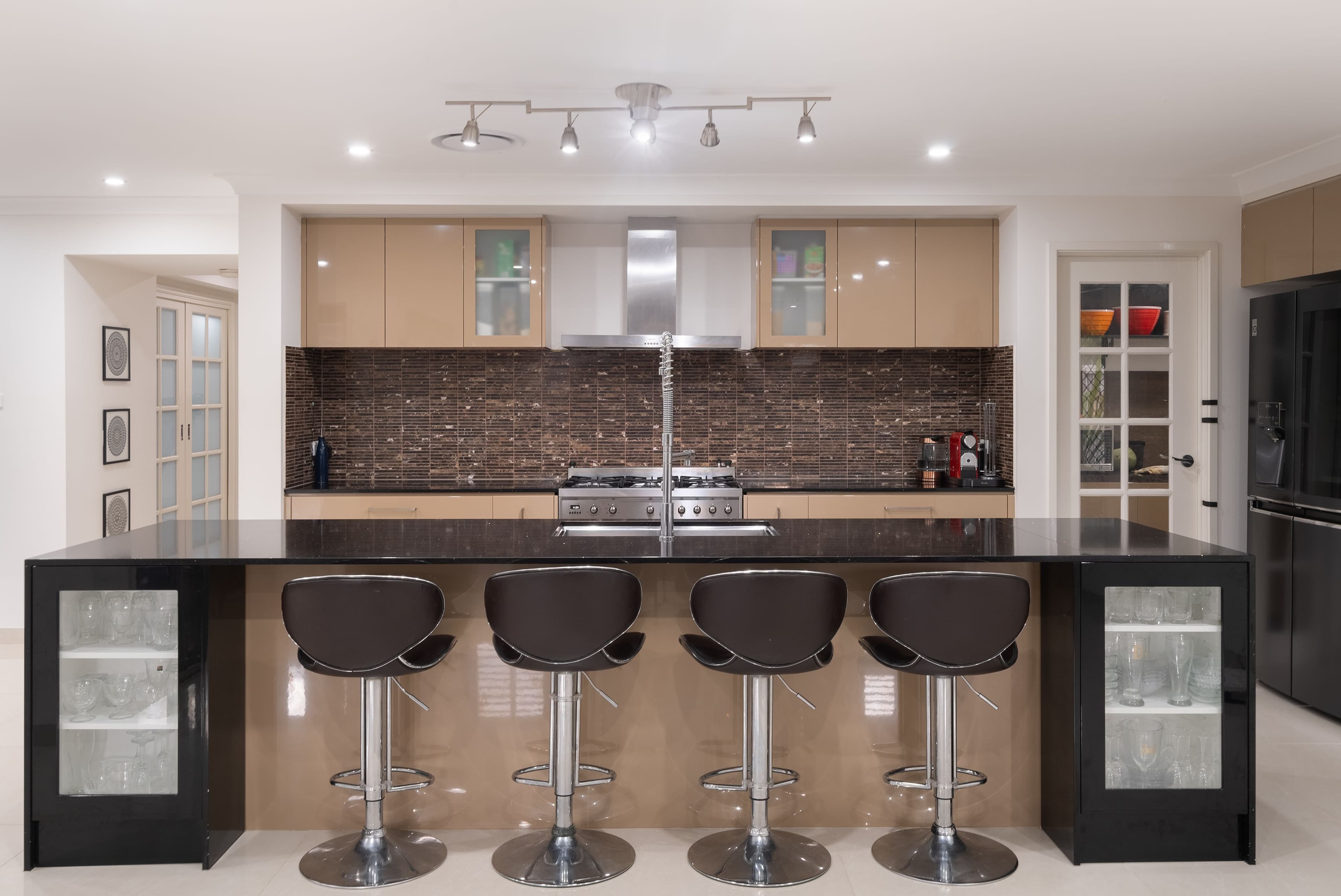 6 Joseph Wild Road, Carnes Hill NSW 2171, Carnes Hill - Thumbnail 4