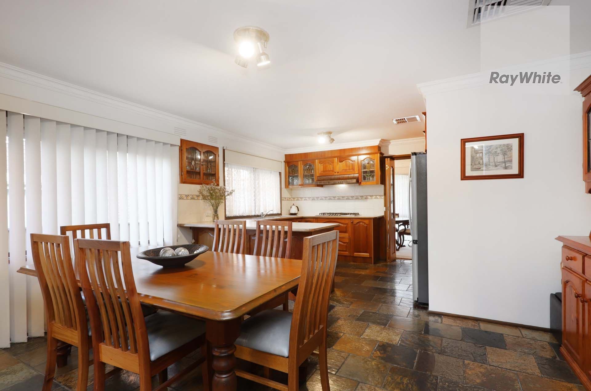 91 Lenoak Street, Gladstone Park VIC 3043, Gladstone Park - Thumbnail 8