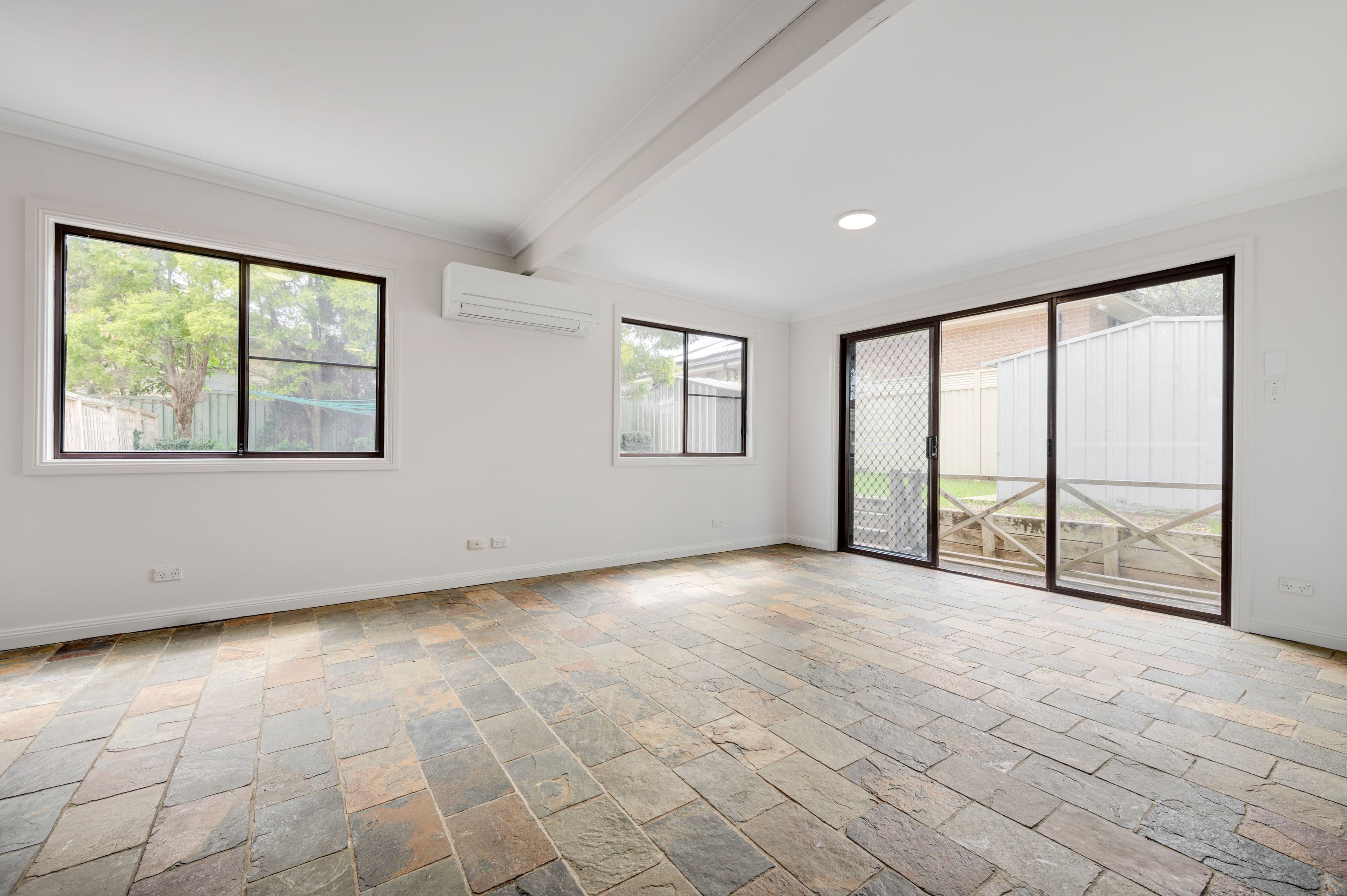 76 Macquarie Avenue, Campbelltown NSW 2560, Campbelltown - Thumbnail 5