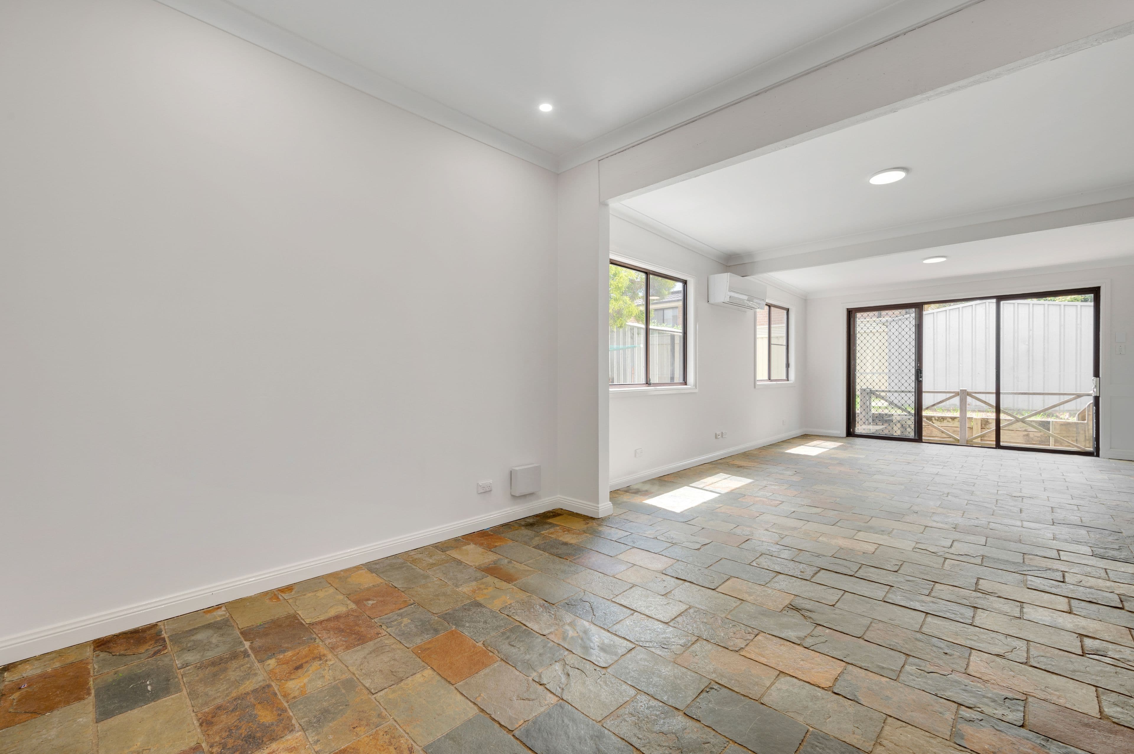 76 Macquarie Avenue, Campbelltown NSW 2560, Campbelltown - Thumbnail 6