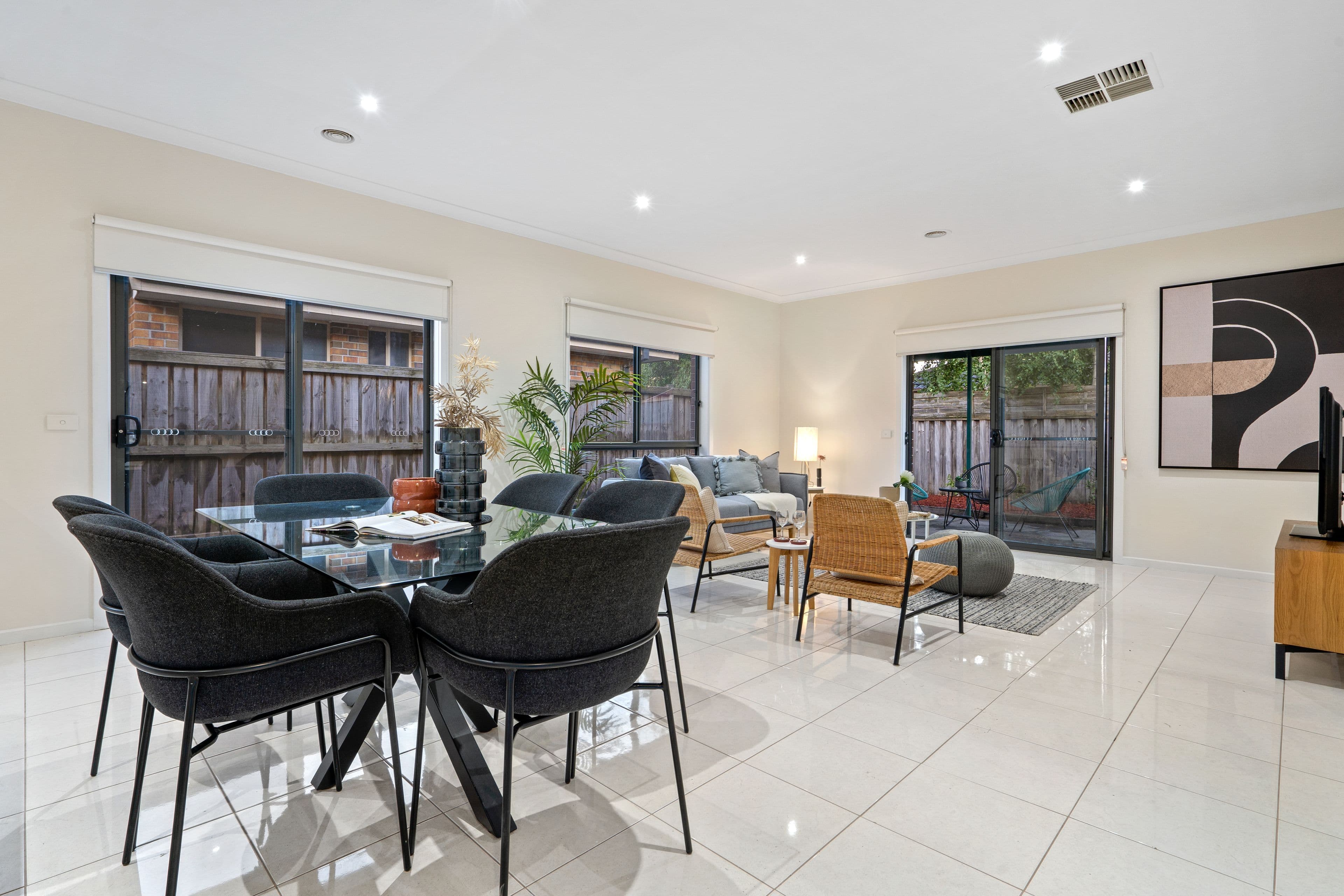 72 Tuross Crescent, South Morang VIC 3752, South Morang - Thumbnail 4