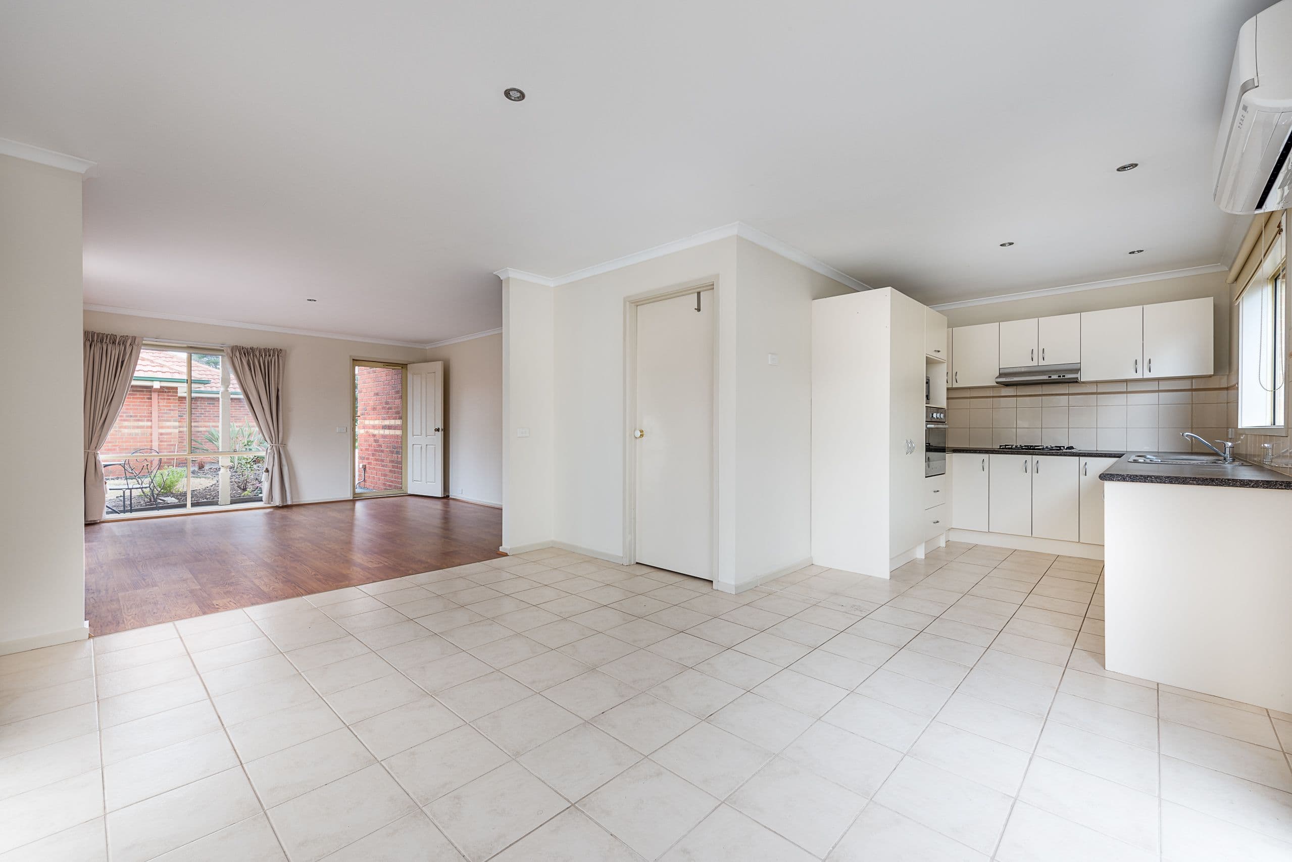 8 Woodlands Grove, Safety Beach VIC 3936, Safety Beach - Thumbnail 4