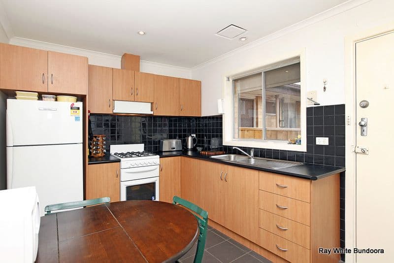 2 Ashley Street, RESERVOIR VIC 3073, Reservoir - Thumbnail 3