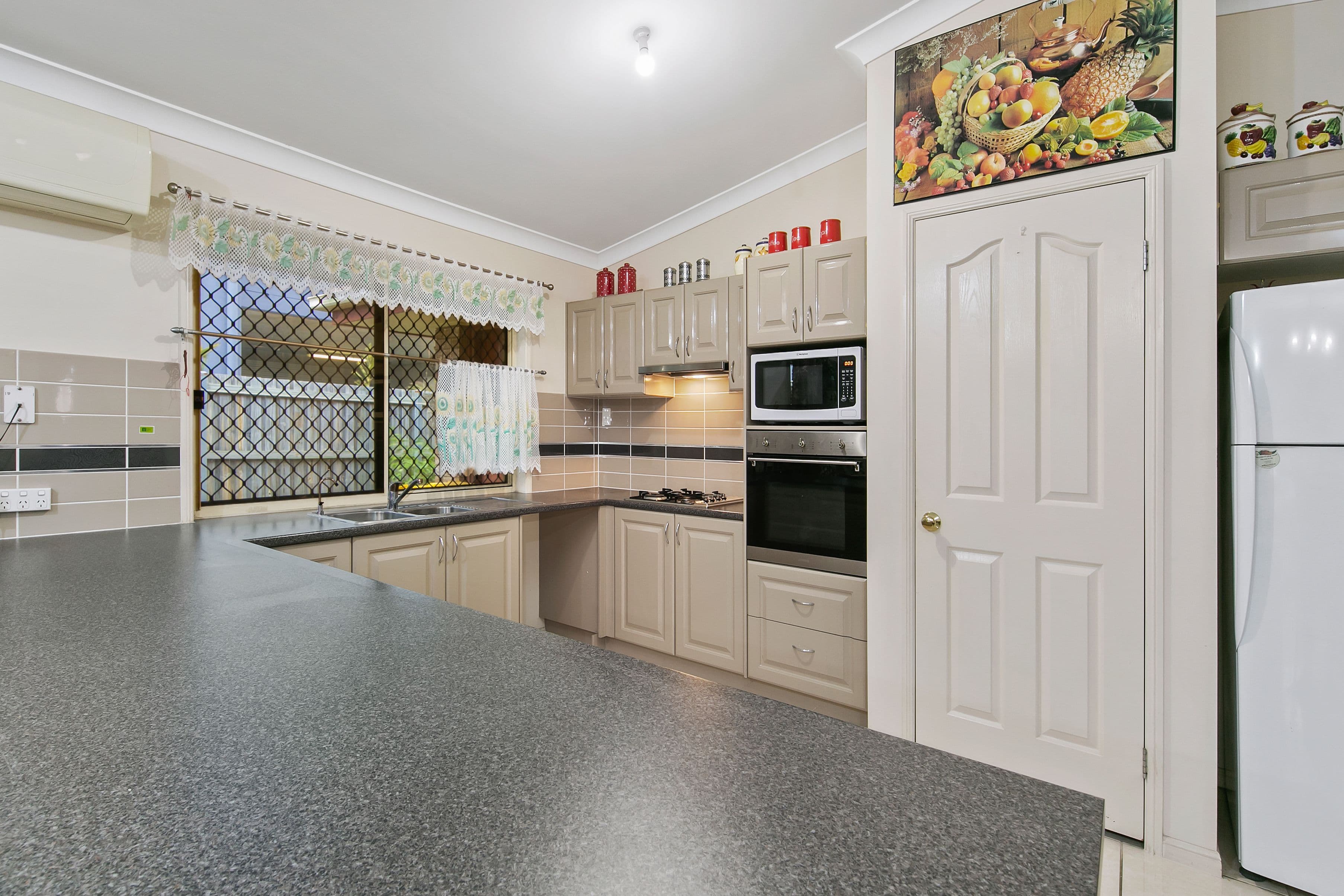 296 Melton Road, Northgate QLD 4013, Northgate - Thumbnail 5