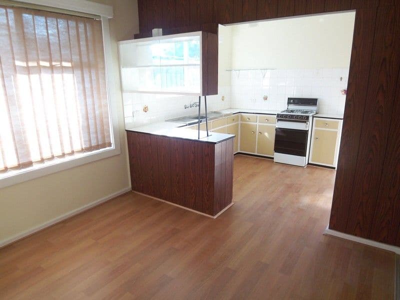 14 Garnaut Avenue, POORAKA SA 5095, Pooraka - Thumbnail 2