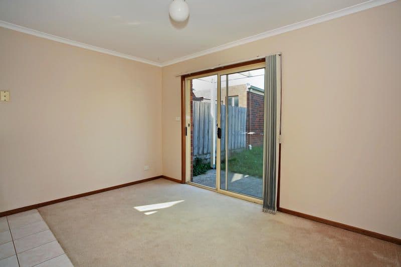 77 Glastonbury Drive, HIGHTON VIC 3216, Highton - Thumbnail 6