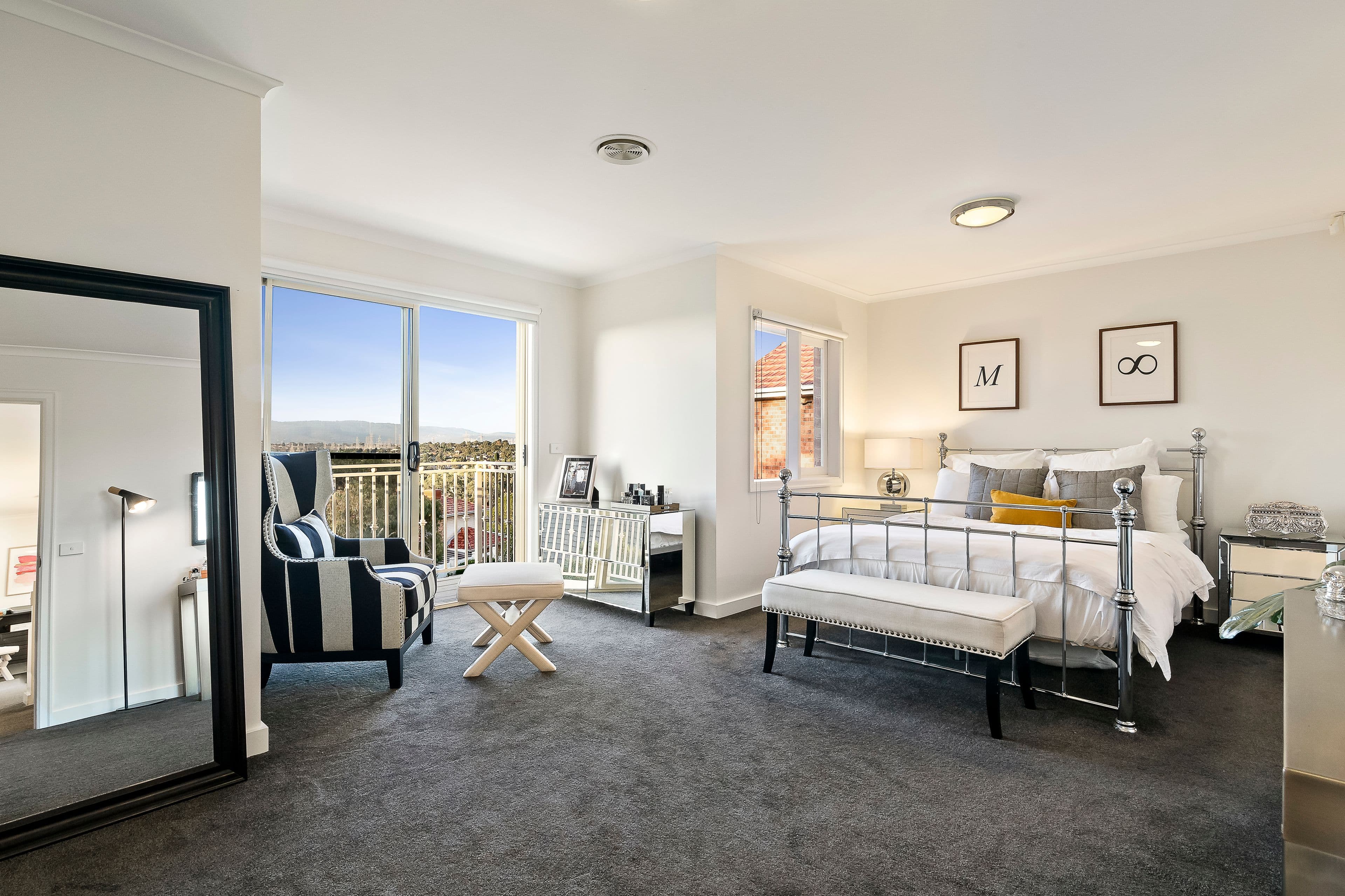 2 Blanton Drive, Mulgrave VIC 3170, Mulgrave - Thumbnail 2
