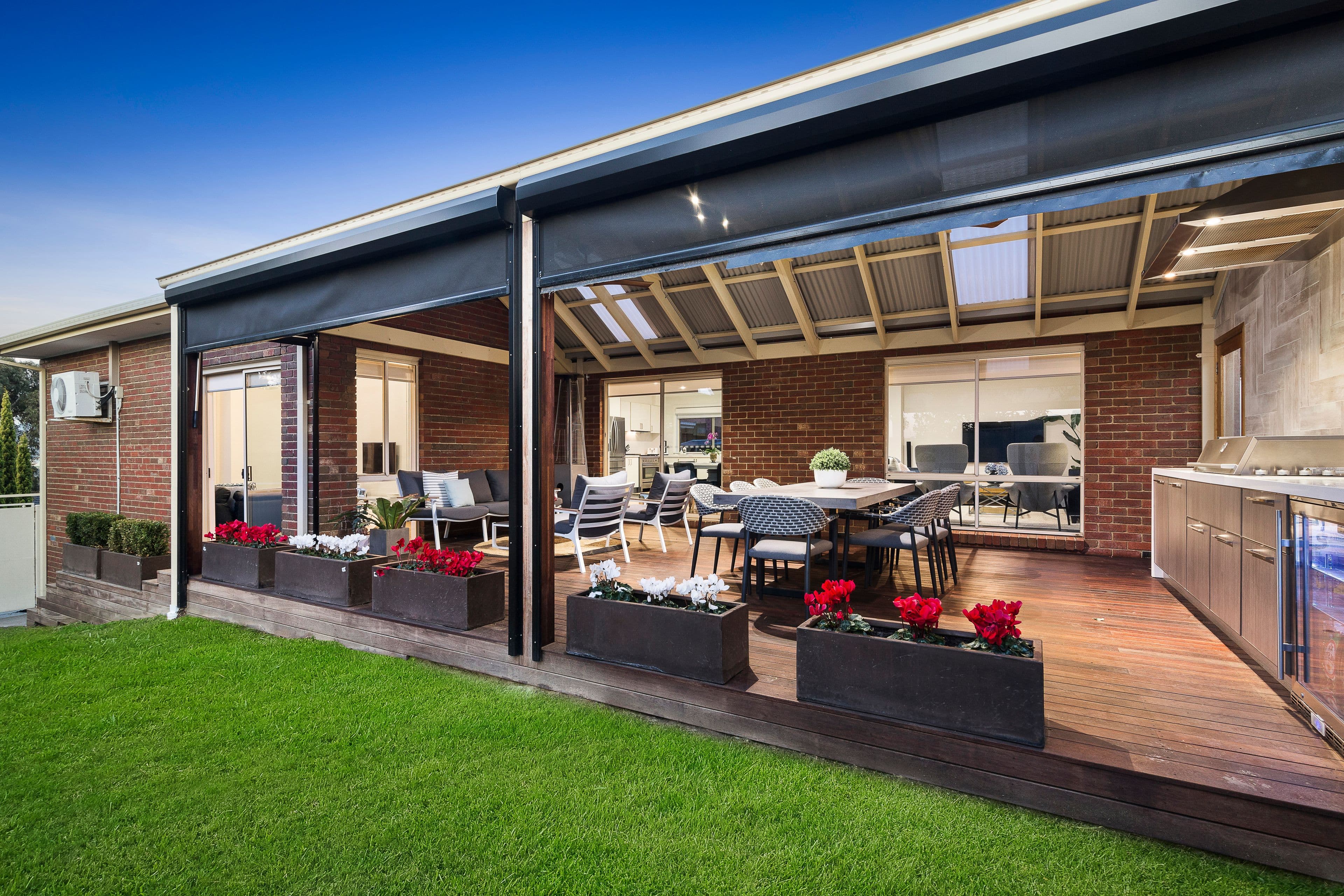 2 Blanton Drive, Mulgrave VIC 3170, Mulgrave - Thumbnail 8