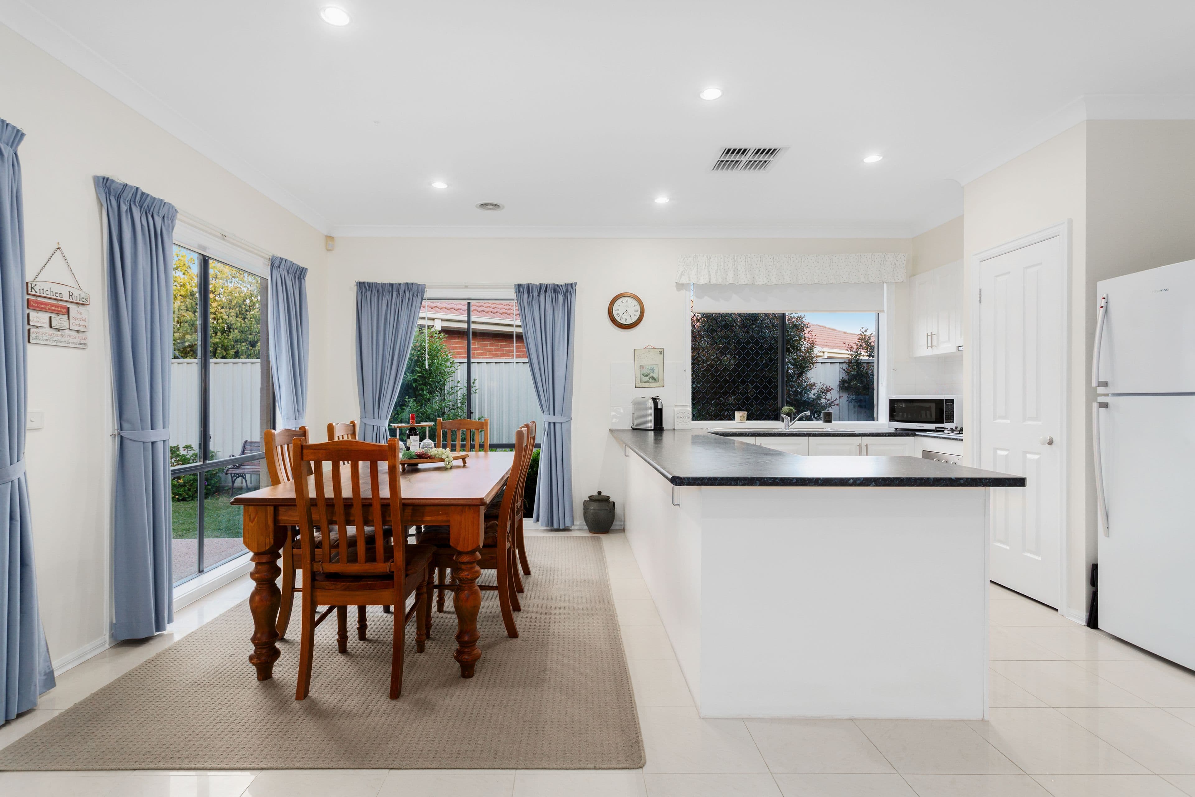 64 Oaklands Way, Pakenham VIC 3810, Pakenham - Thumbnail 6