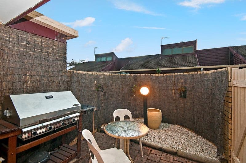 7 Lind Avenue, PALM BEACH QLD 4221, Palm Beach - Thumbnail 4