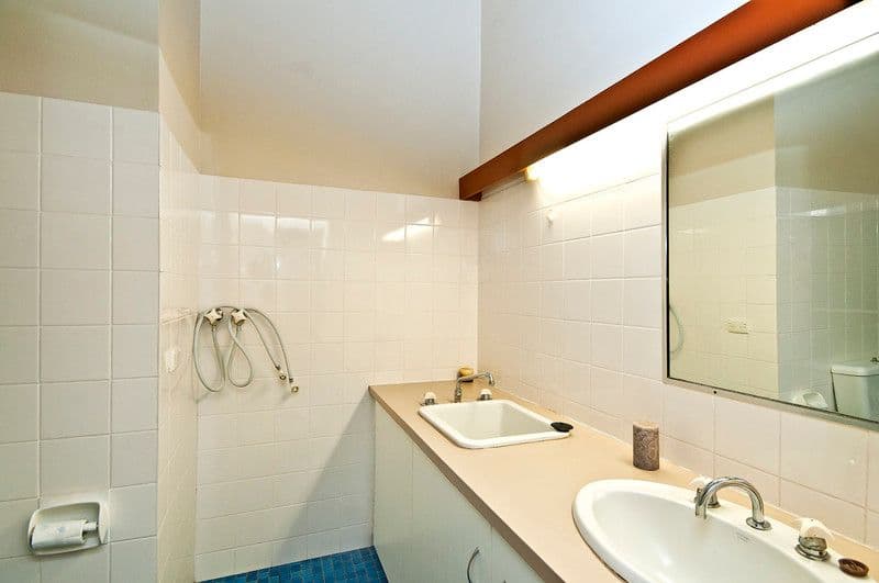 7 Lind Avenue, PALM BEACH QLD 4221, Palm Beach - Thumbnail 6