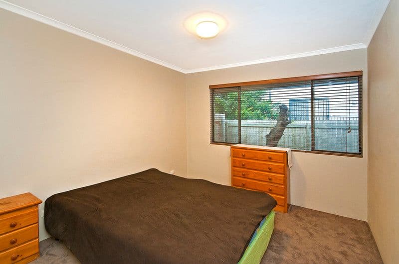 7 Lind Avenue, PALM BEACH QLD 4221, Palm Beach - Thumbnail 8