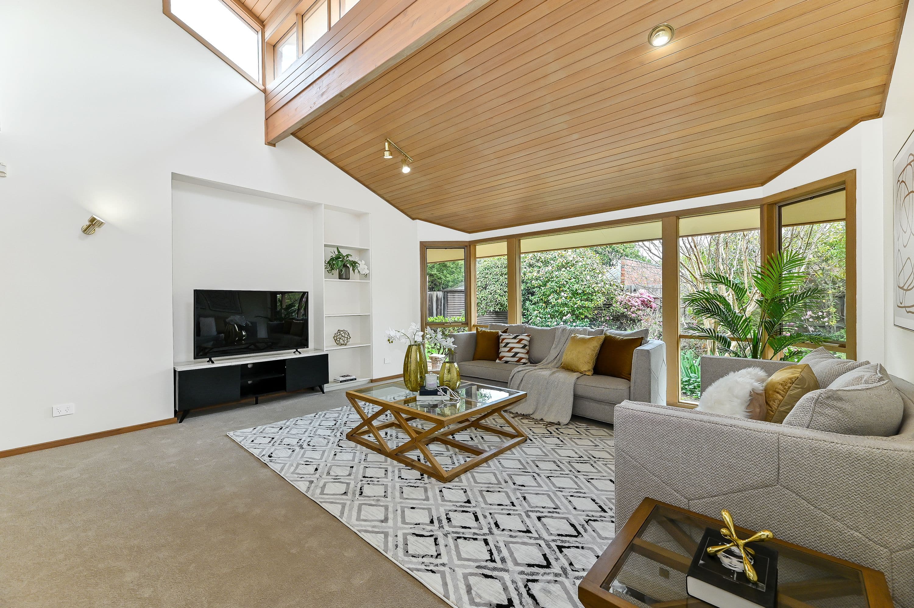 40 Winbourne Road, Mount Waverley VIC 3149, Mount Waverley - Thumbnail 3