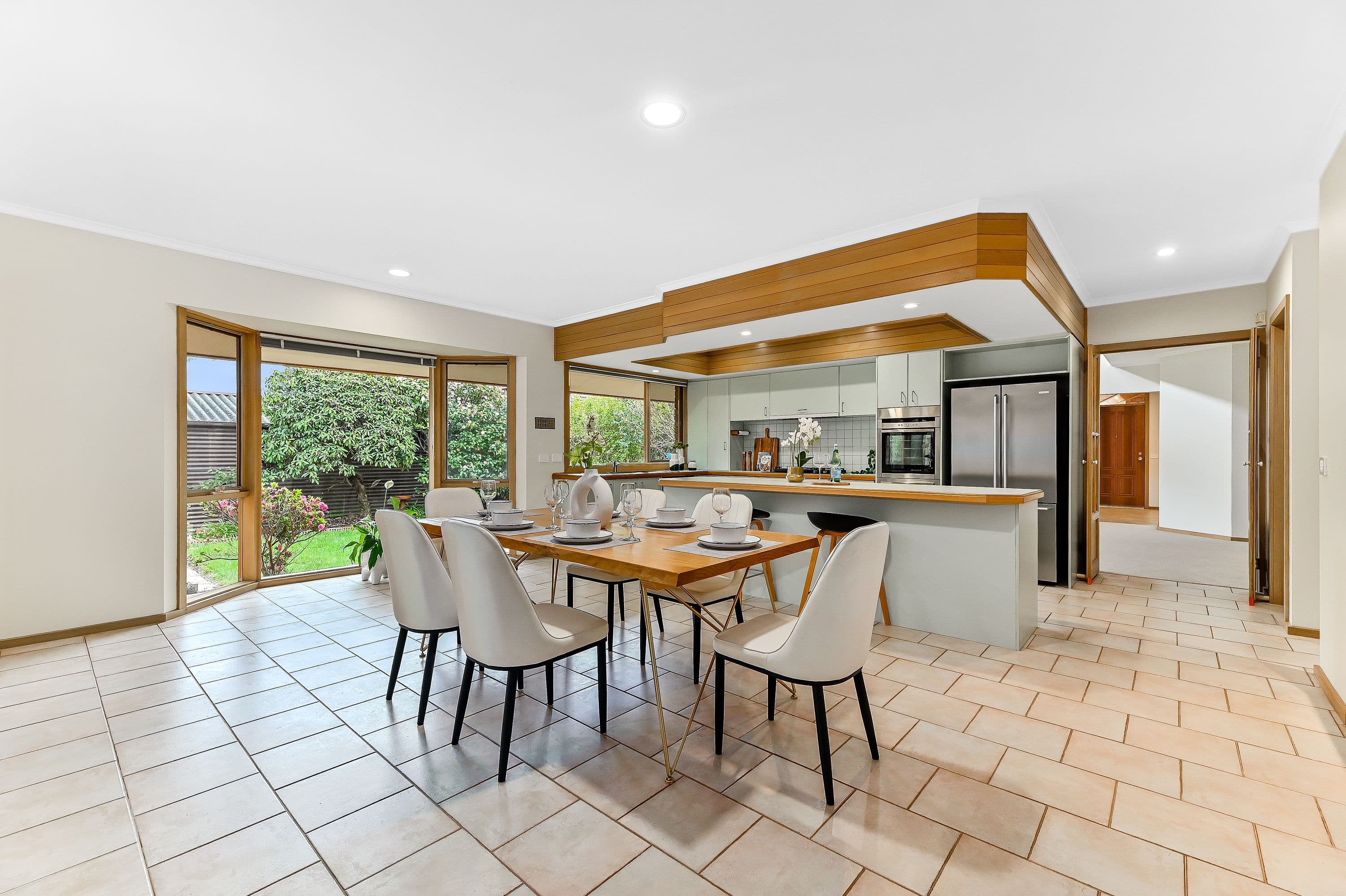 40 Winbourne Road, Mount Waverley VIC 3149, Mount Waverley - Thumbnail 4