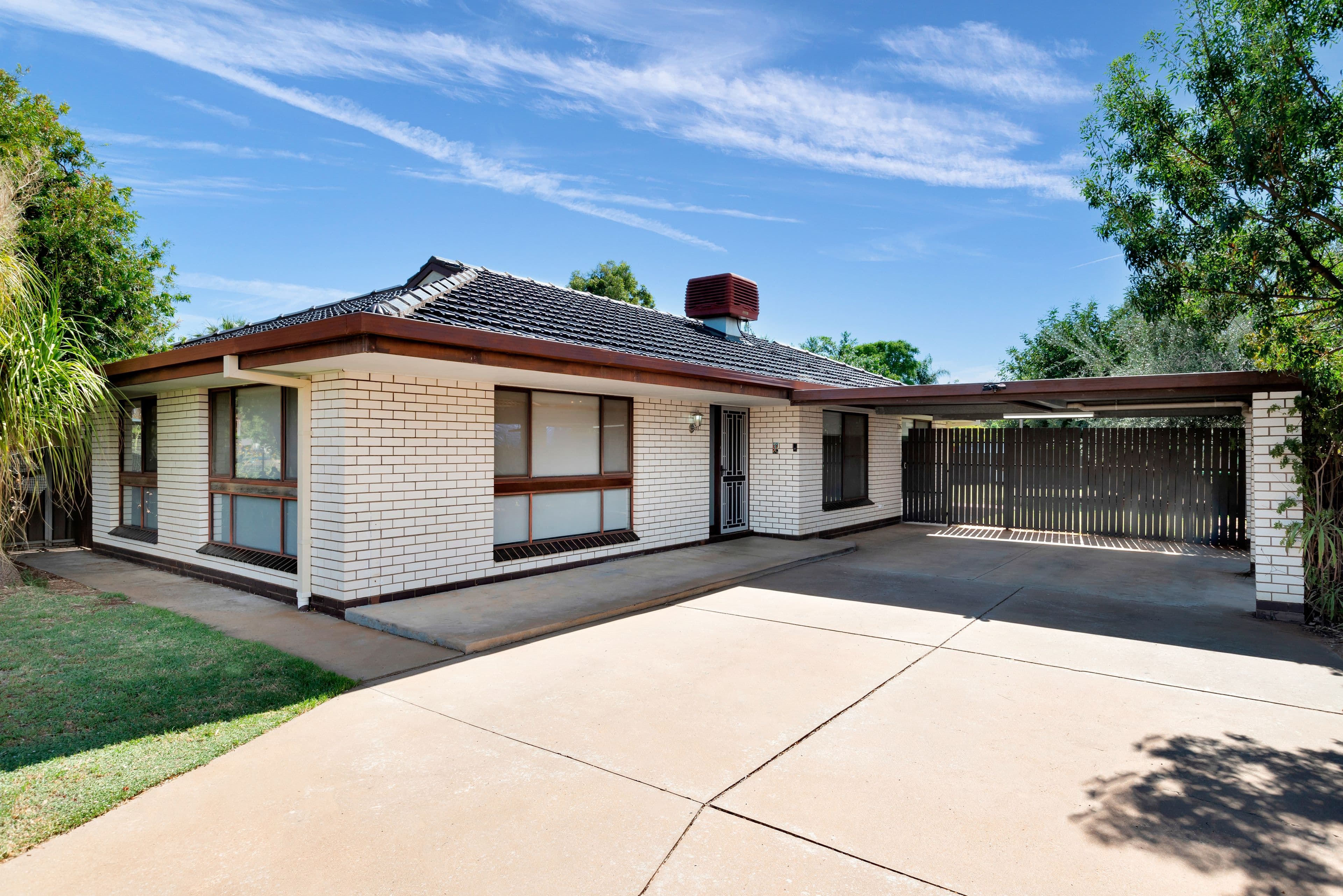 57 Ontario Avenue, Mildura VIC 3500, Mildura - Thumbnail 3