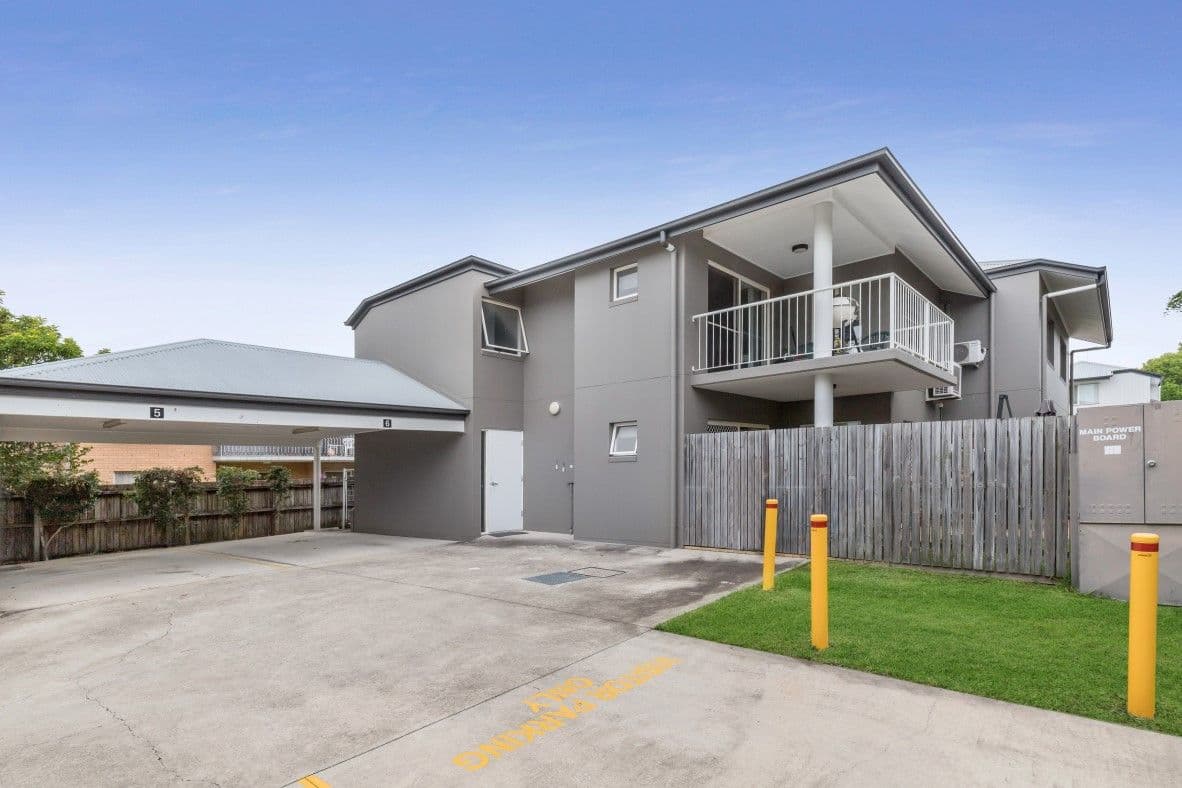 10 Halcomb Street, Zillmere QLD 4034, Zillmere - Thumbnail 2