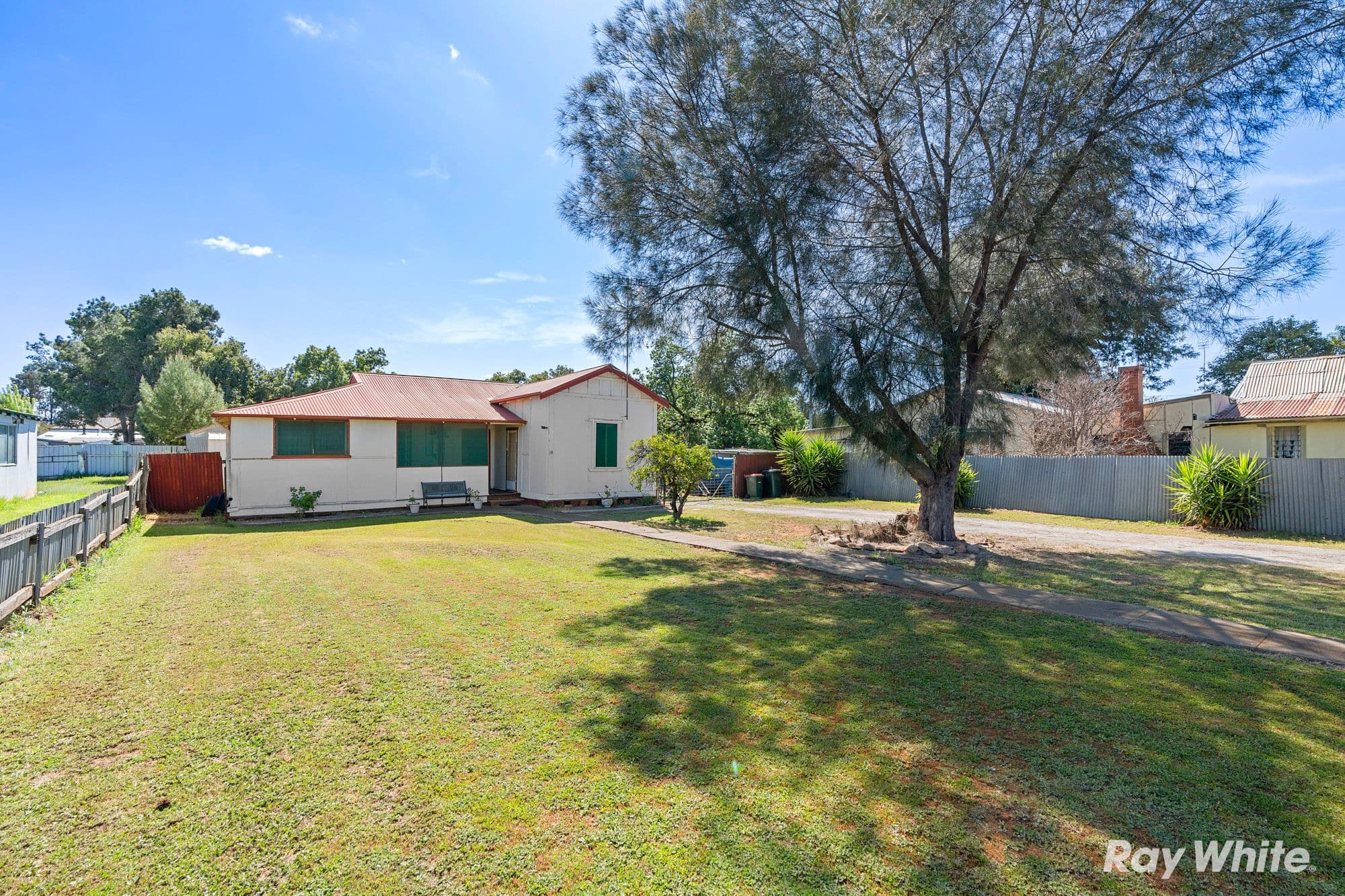 18 Warri Street, Ardlethan NSW 2665, Ardlethan - Image 1