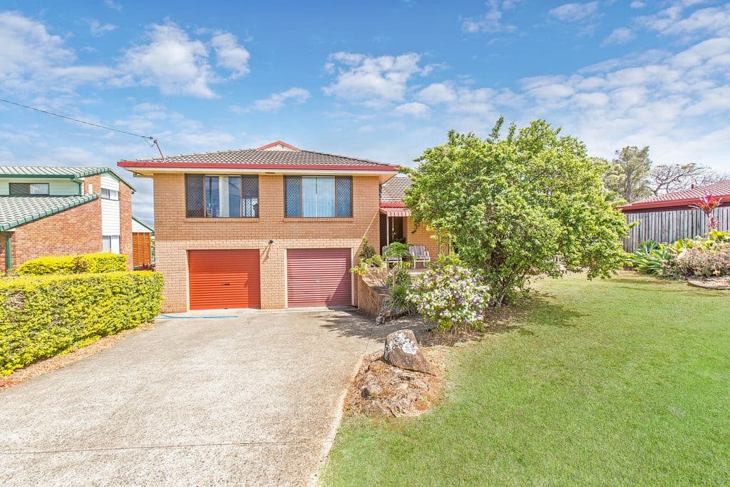 1 Pileena Street, BANORA POINT NSW 2486, Banora Point - Thumbnail 2