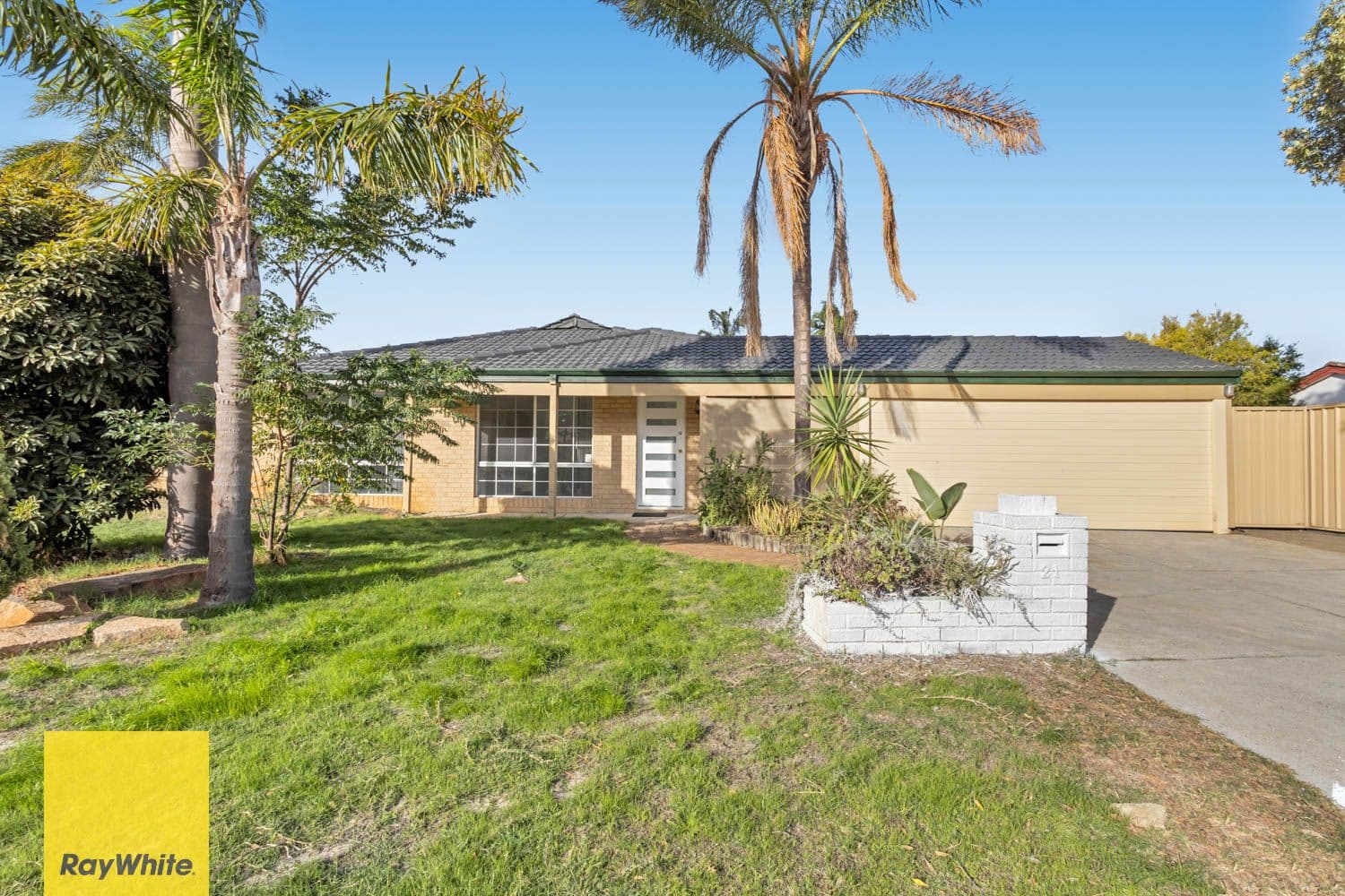 21 Winchester Place, Ballajura WA 6066, Ballajura - Image 1