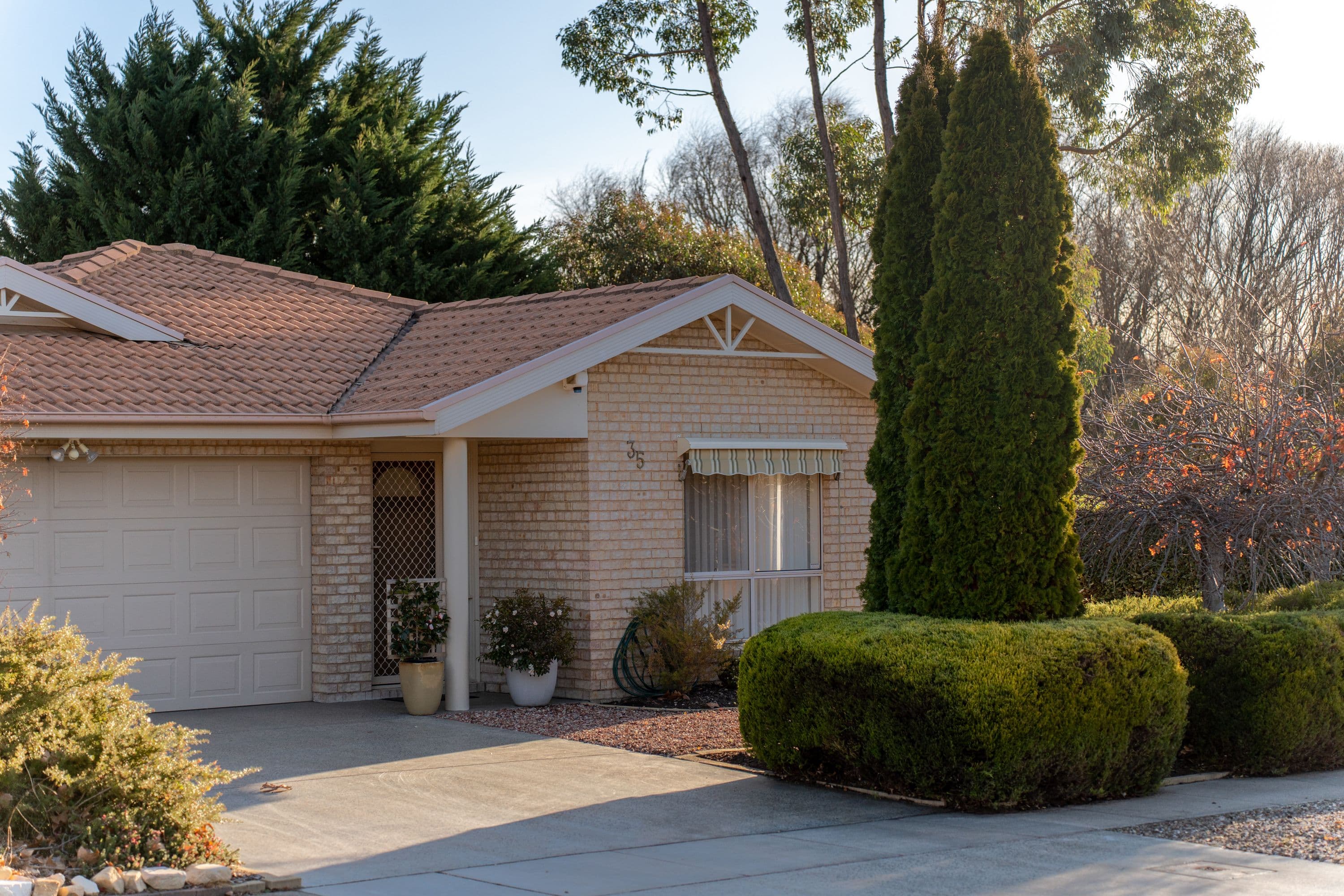 35 Oxenham Circuit, Gordon ACT 2906, Gordon - Image 1