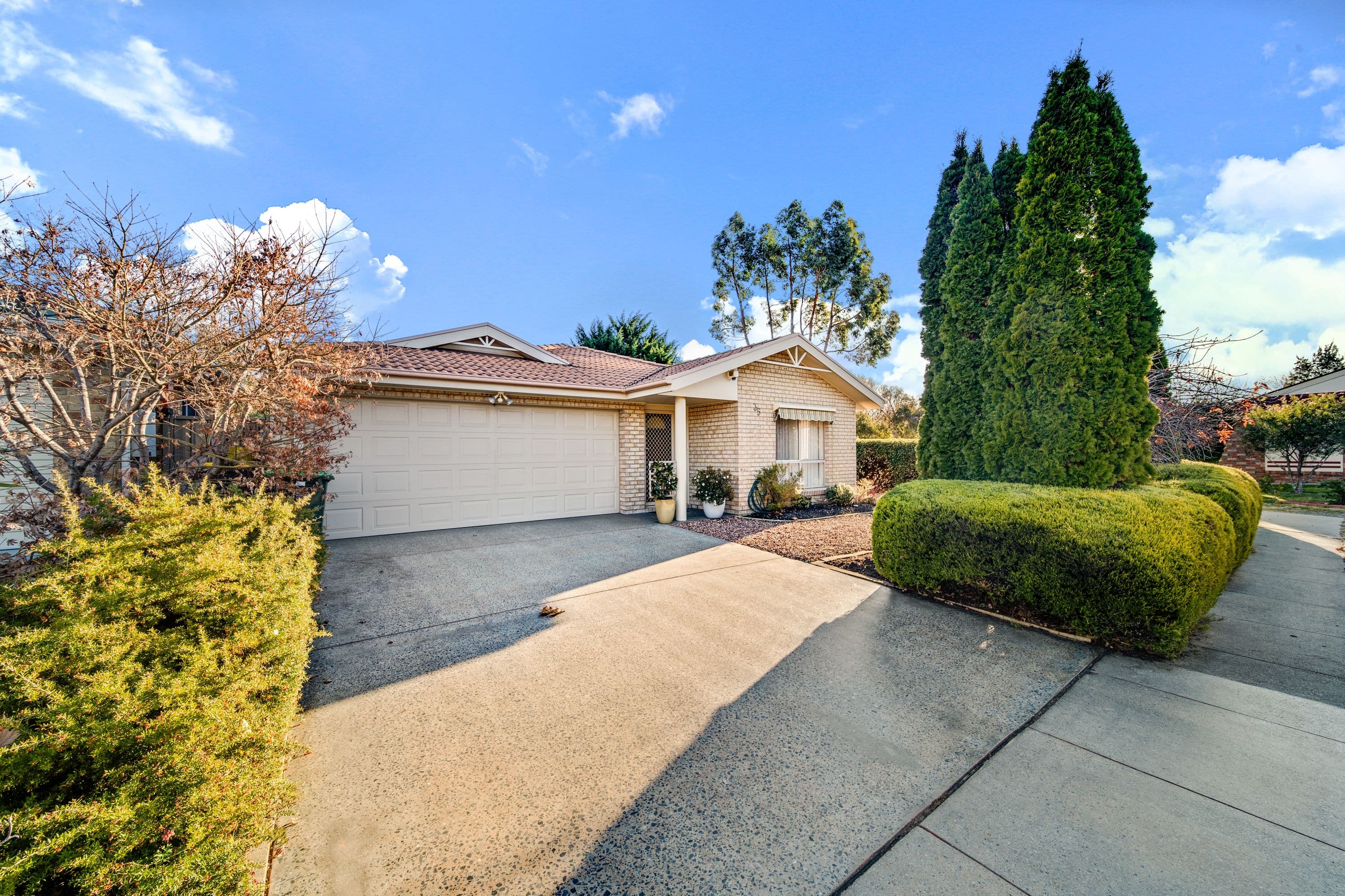 35 Oxenham Circuit, Gordon ACT 2906, Gordon - Thumbnail 2