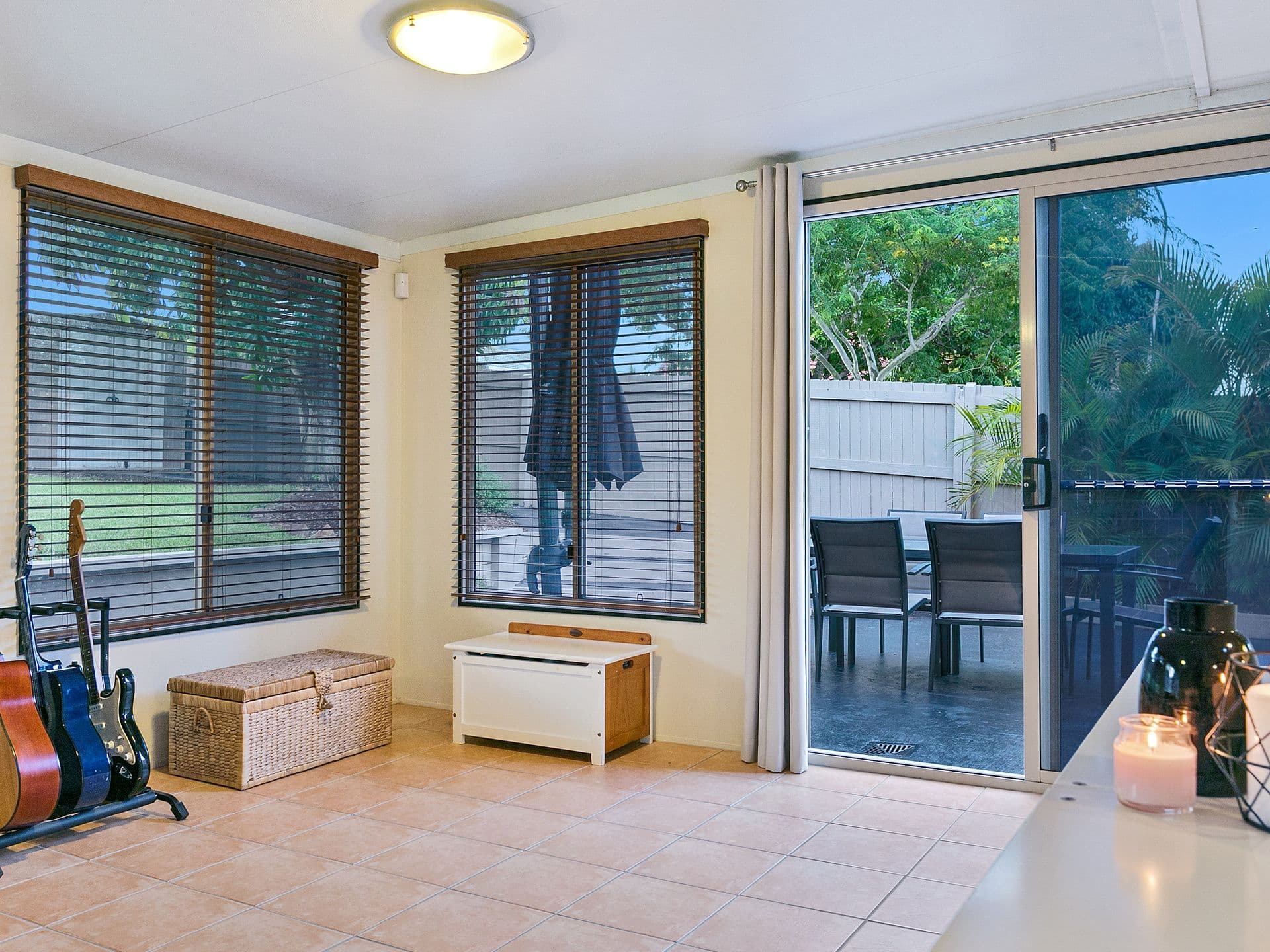 6 Nardie Street, Eight Mile Plains QLD 4113, Eight Mile Plains - Thumbnail 5