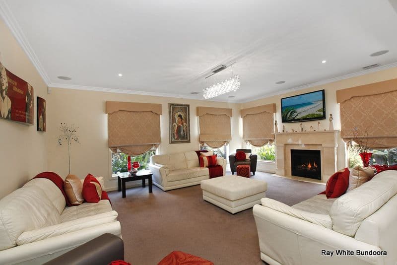 23 Chamonix Parade, SOUTH MORANG VIC 3752, South Morang - Thumbnail 4