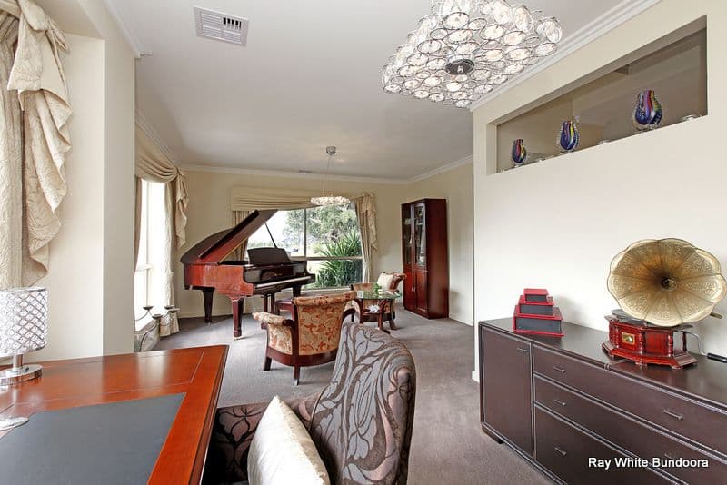 23 Chamonix Parade, SOUTH MORANG VIC 3752, South Morang - Thumbnail 7