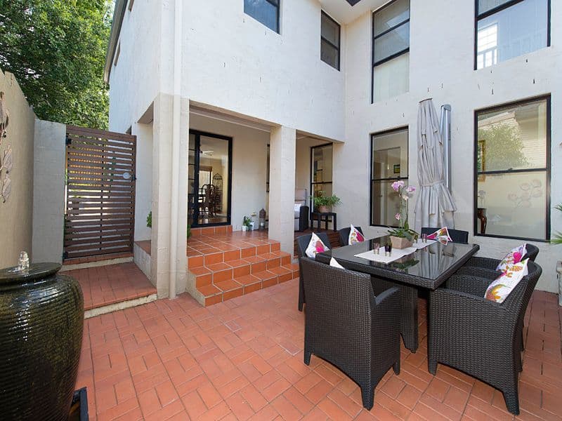 28 Sydney Street, Clayfield QLD 4011, Clayfield - Thumbnail 3