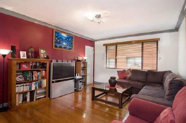 4/7 Rome Street, Canterbury - Image 1