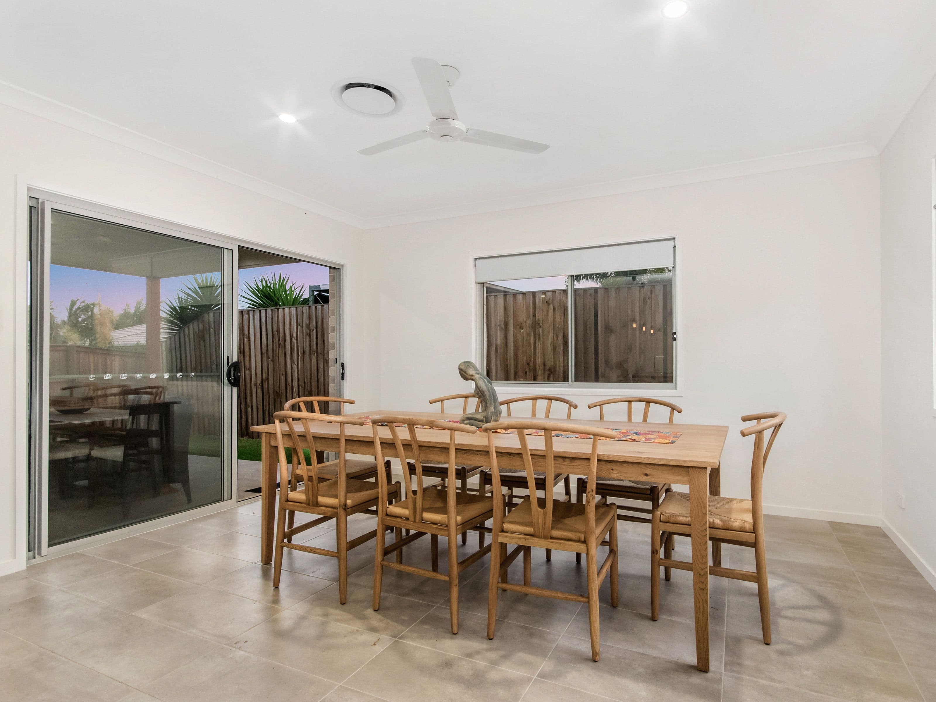2 Oxenford Place, Oxenford QLD 4210, Oxenford - Thumbnail 8