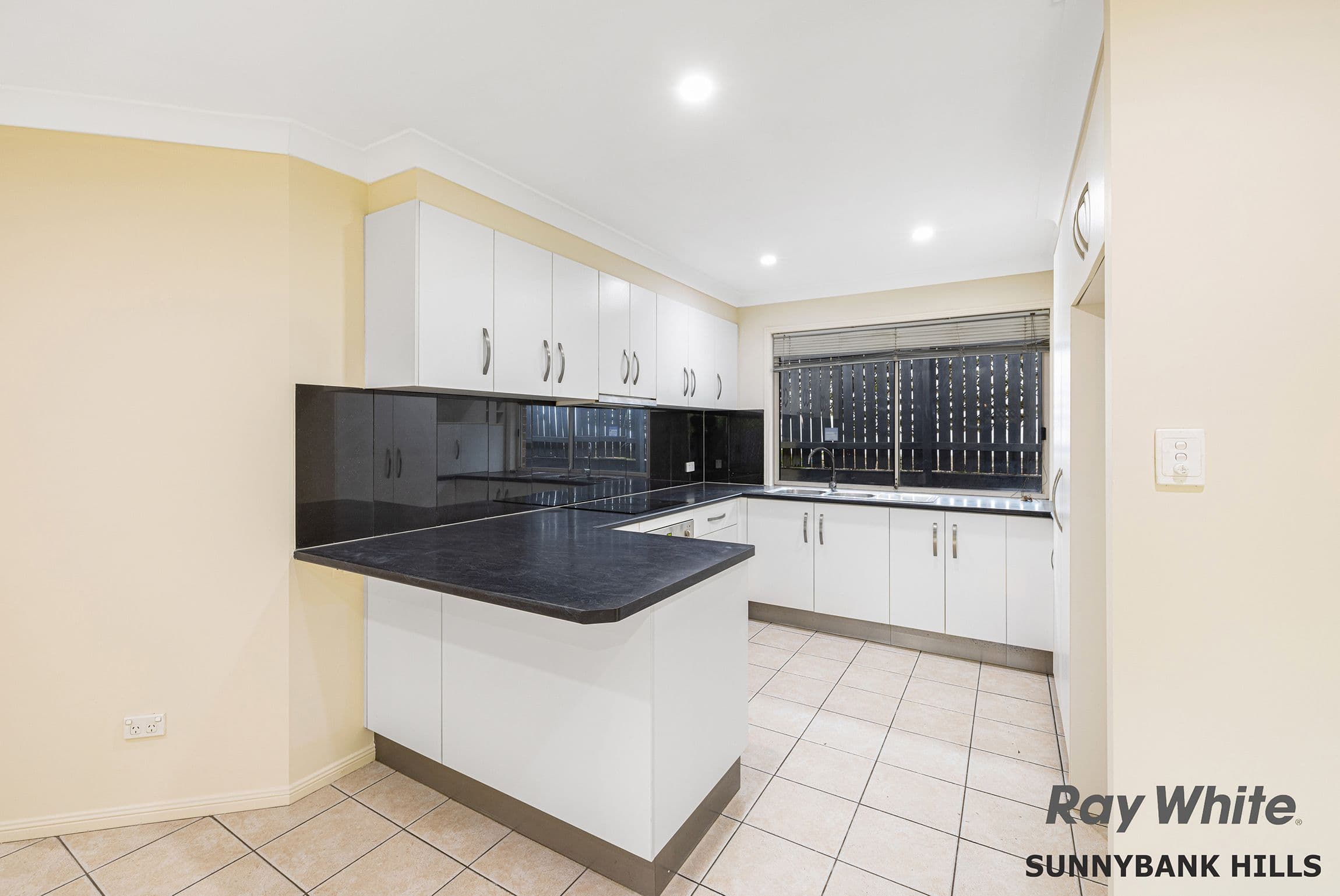 26 Timaru Crescent, Eight Mile Plains QLD 4113, Eight Mile Plains - Thumbnail 5