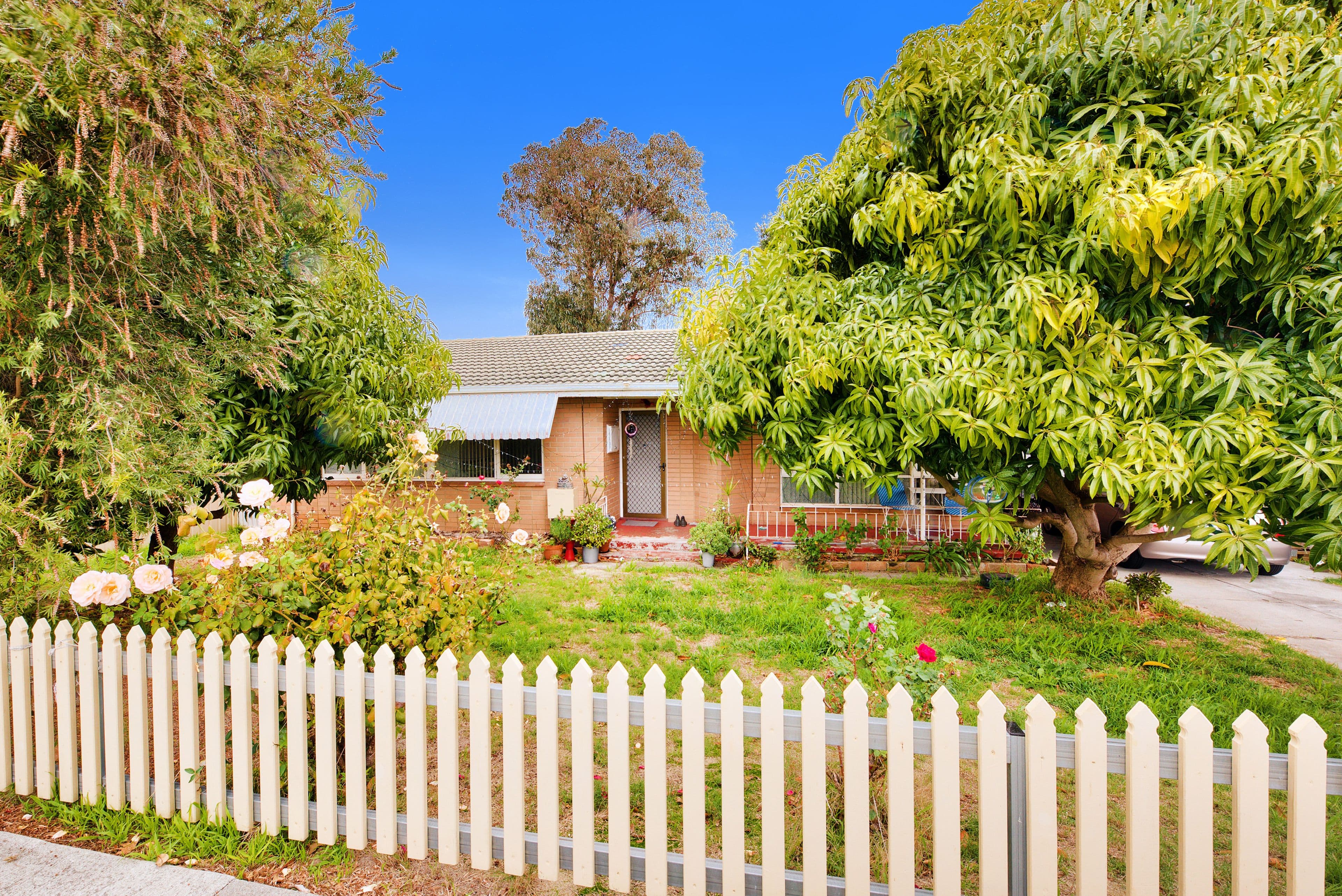 27 Russell Street, Morley WA 6062, Morley - Image 1