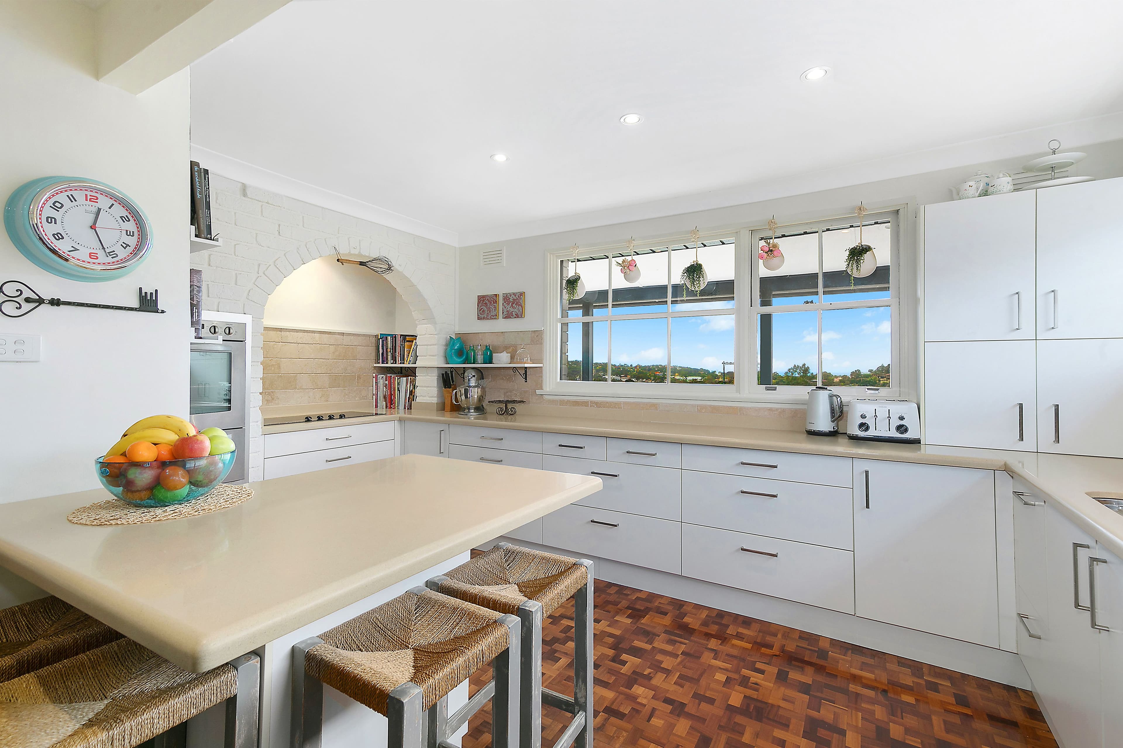 35 Cromer Road, Cromer - Thumbnail 3
