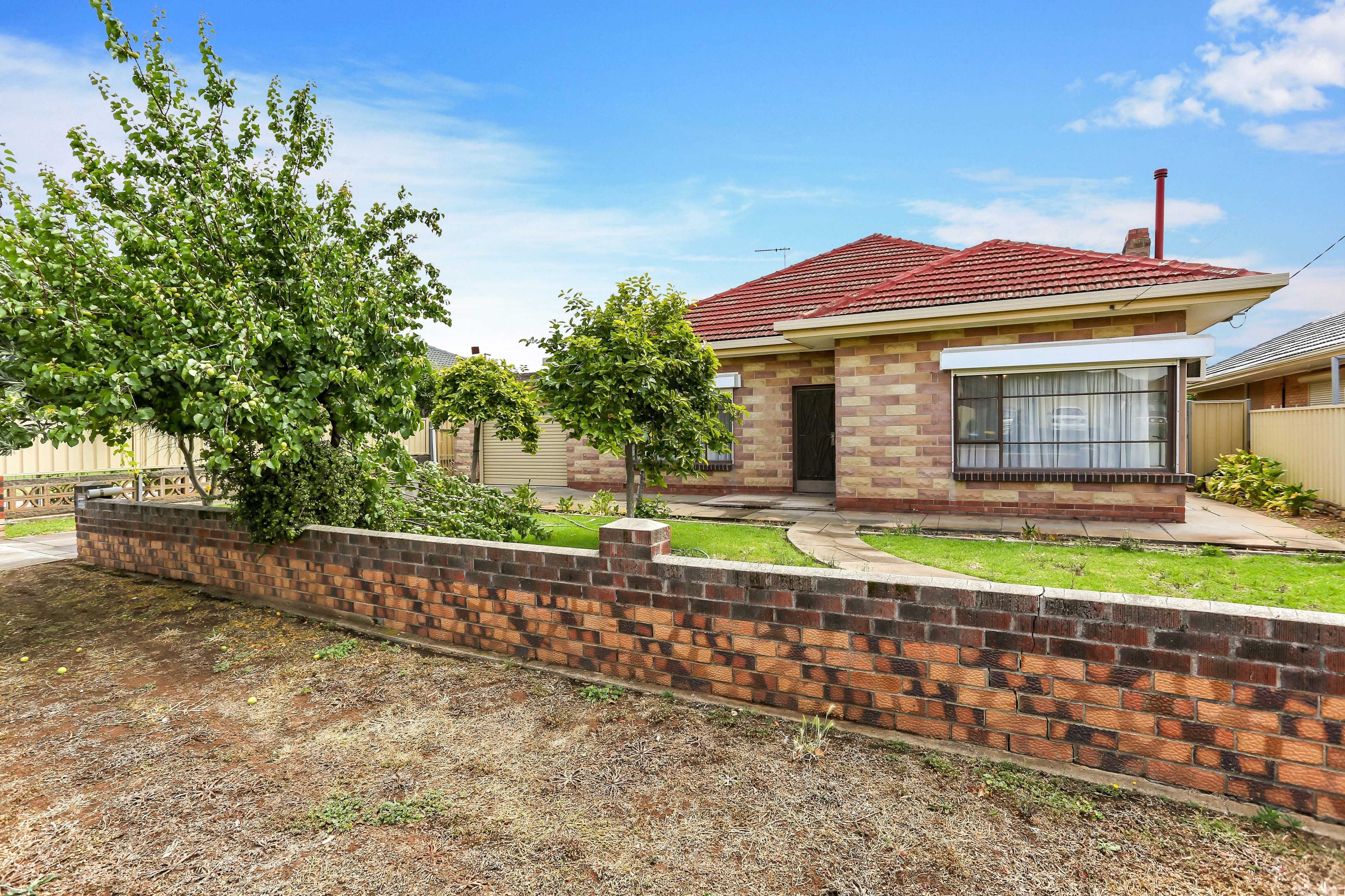 12 Elliott Street, Campbelltown SA 5074, Campbelltown - Thumbnail 2