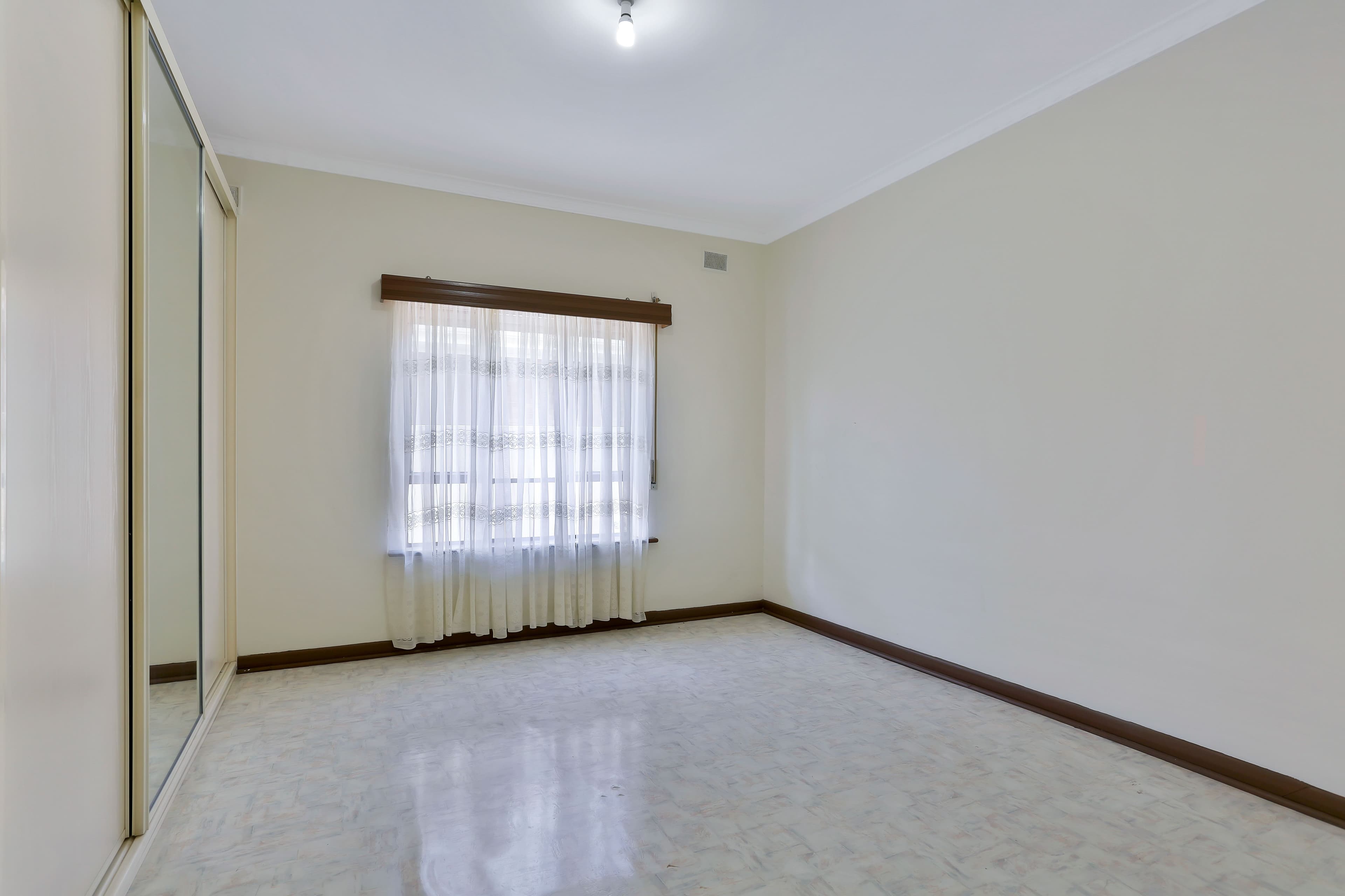 12 Elliott Street, Campbelltown SA 5074, Campbelltown - Thumbnail 8