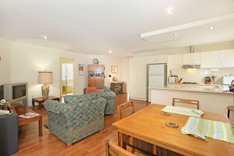 2 Lawver Crescent, LAKE MUNMORAH NSW 2259, Lake Munmorah - Thumbnail 2