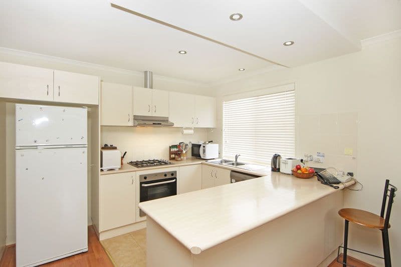 2 Lawver Crescent, LAKE MUNMORAH NSW 2259, Lake Munmorah - Thumbnail 4