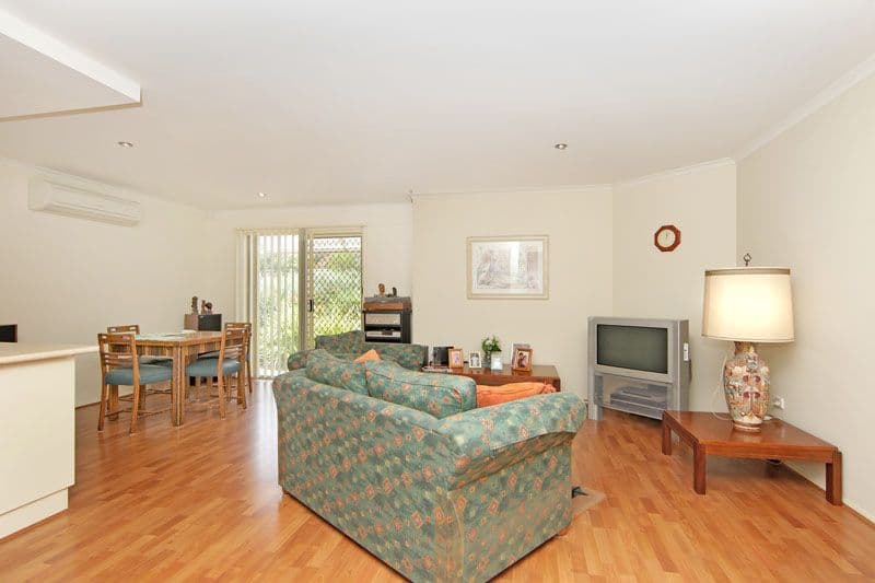 2 Lawver Crescent, LAKE MUNMORAH NSW 2259, Lake Munmorah - Thumbnail 8