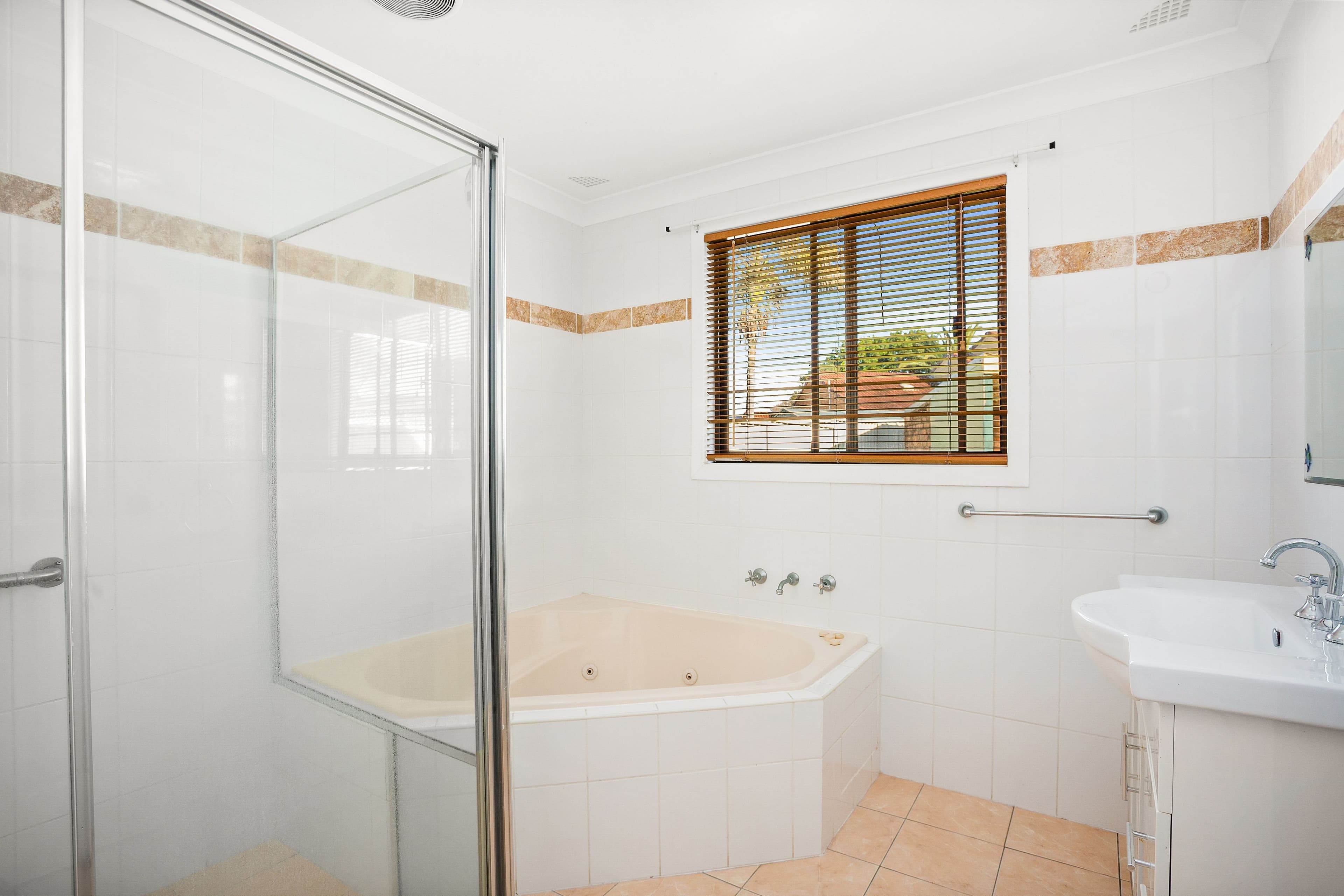 6 Thornett Street, Barrack Heights NSW 2528, Barrack Heights - Thumbnail 6